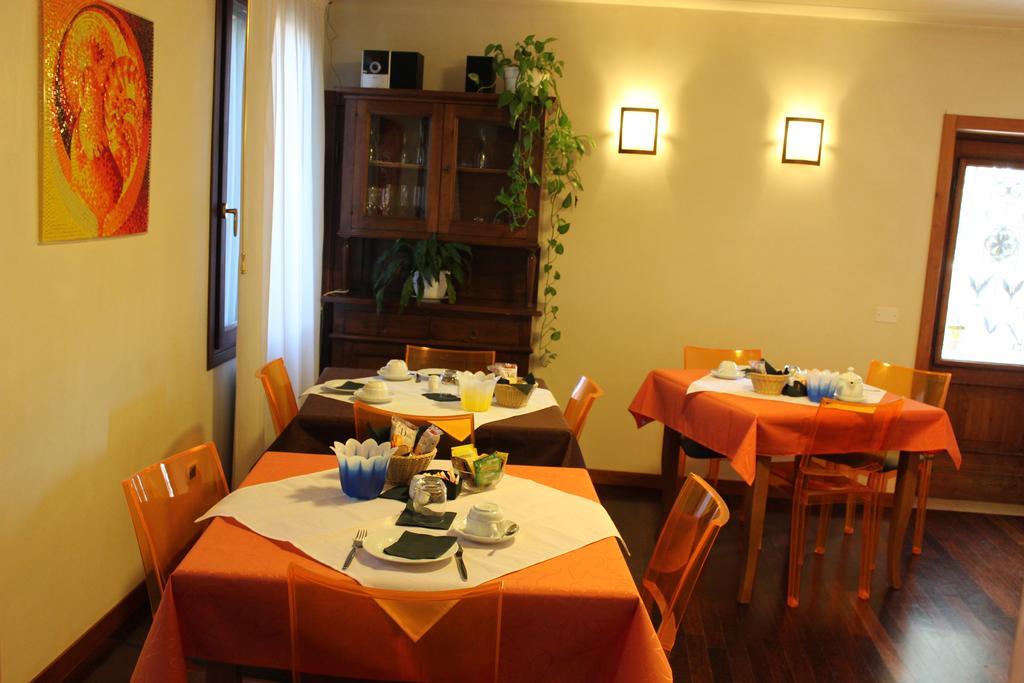 Domus Orsoni Bed and Breakfast Venetië Buitenkant foto